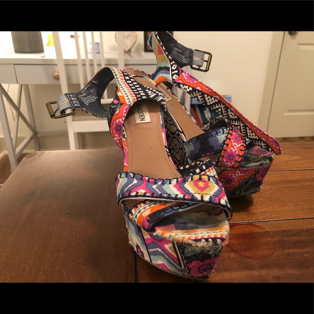 Steve Madden Colorful Wedges